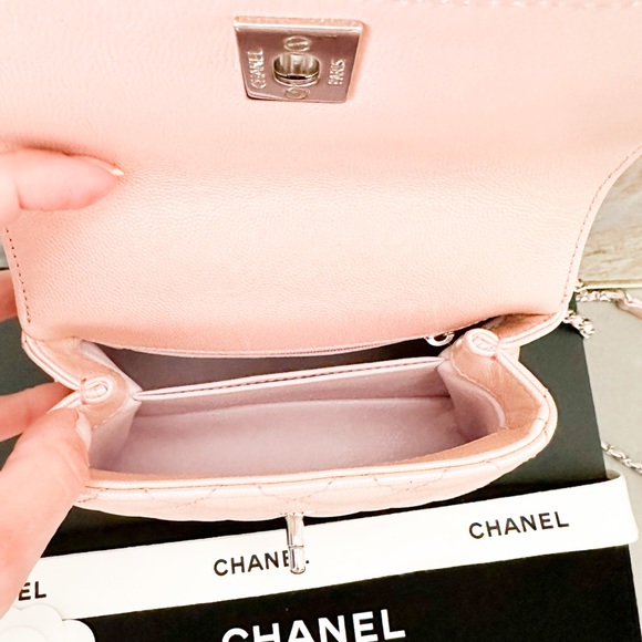 Chanel Iridescent Caviar Quilted Extra Mini Coco Light Pink Handle Flap - Picture 8 of 15
